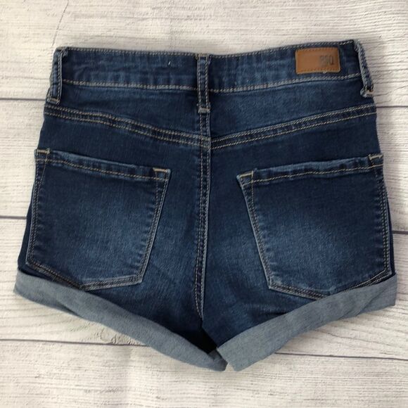 RSQ Sunset High Rise Med Wash Ripped Denim Shorts Size 1 - Picture 4 of 7